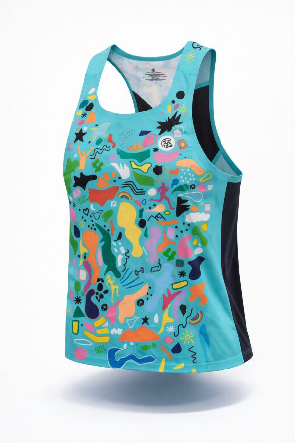 camiseta-tecnica-mujer-equilibrio-sin-mangas-3d-frontal Camiseta técnica deportiva mujer sin mangas Equilibrio vista frontal en imagen 3D, tejido ligero transpirable reciclado con patrón femenino.