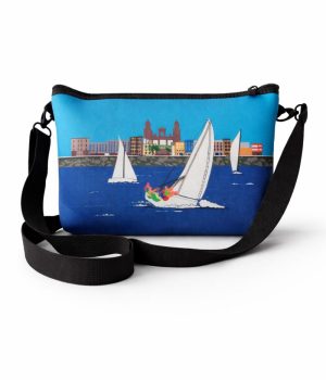 Bolso reversible con diseño de vela latina canaria frente a Vegueta y la Catedral