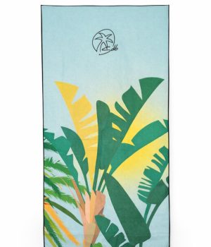 Toalla waffle reciclada Plataneras con diseño de hojas verdes tropicales estilo canario